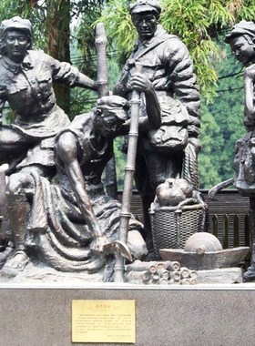 玻璃钢仿铜红军人物雕塑r铸铜艰苦岁月场景塑像大型公园景观摆件
