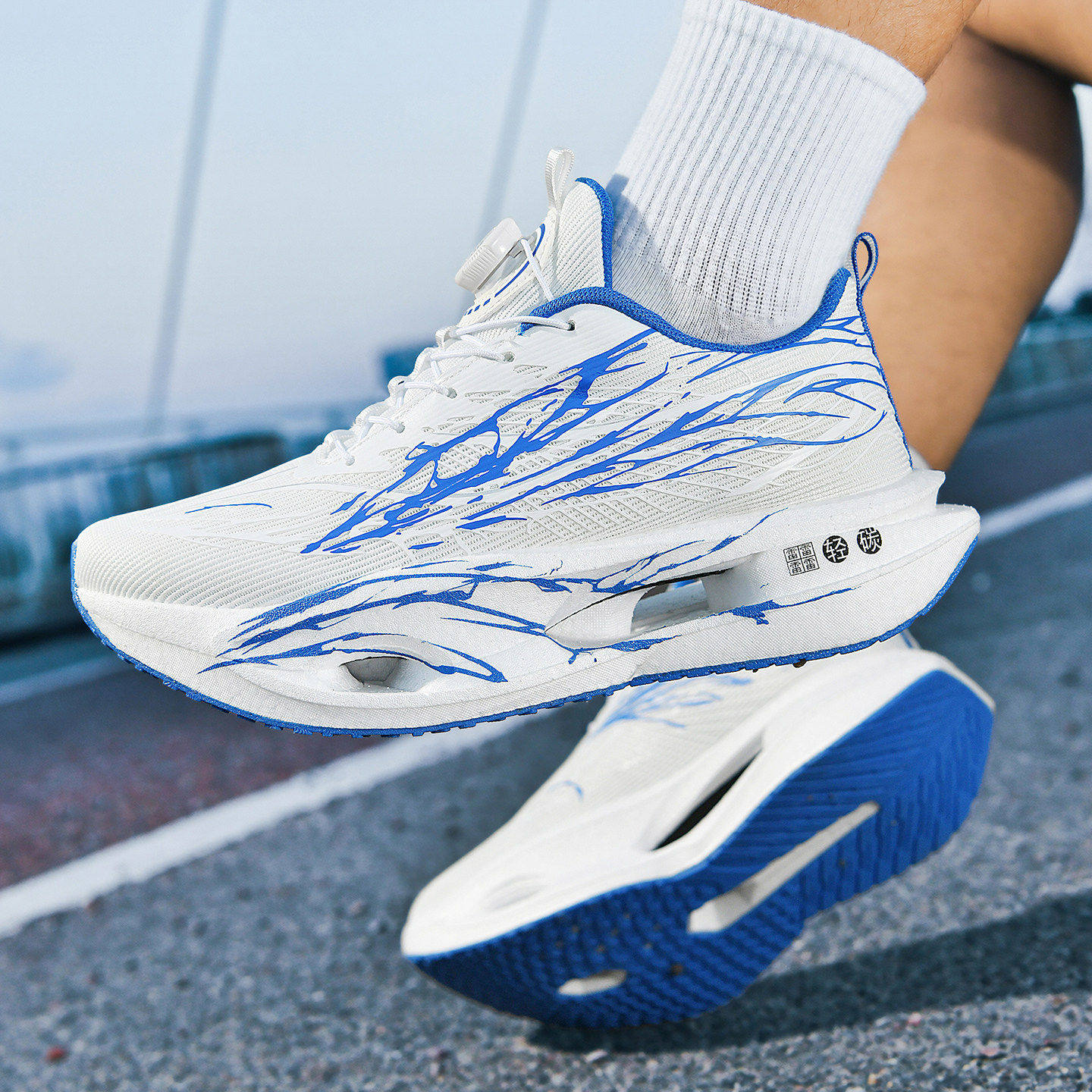 李宁青蓝计划赤兔9Pro秋冬季皮面加绒棉鞋专业体育比赛运动鞋超轻,淘宝优惠券,粉丝福利购,淘宝优惠卷