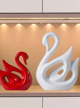 红色摆件高级感客厅天鹅家居轻奢电视酒柜卧室工艺品玄关装饰品