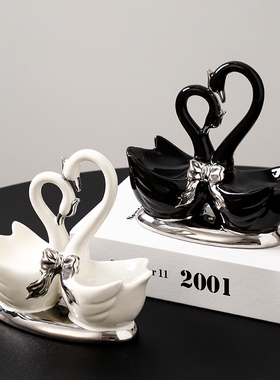 水晶球情侣黑天鹅摆件一对现代轻奢家居玄关客厅酒U柜电视柜装饰