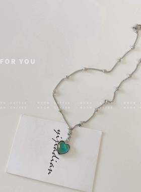 好物日韩圆风甜美赶温变色爱心项链石 简约个性风变色爱心珠锁骨