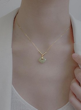 女小众项链轻奢和田玉锁骨链设计感如意锁平安长命吊坠2022年新款