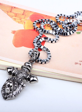 时尚男士吊坠狮子骷髅凶悍个性饰品项饰硬汉风十字架项链金属饰品