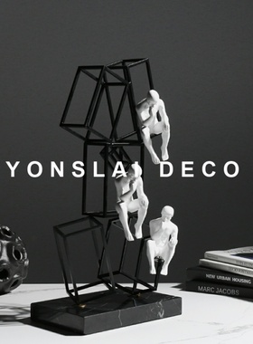 现代轻奢售楼处金属创意样板房间软装饰品家居艺术人物造型摆件