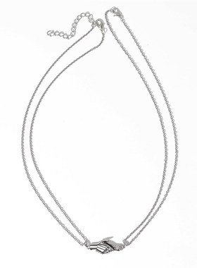 叨创意新款双手相握磁扣情侣项链磁铁相吸吊坠男女情侣款情人节礼