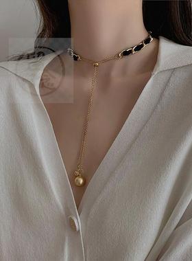 ~Cloth wound Circle Necklace womanhood temperament clavicle