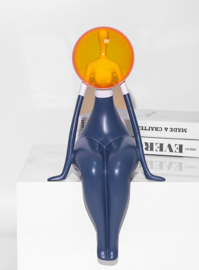 现代简约树脂抽象人物落地创意摆件客厅样板房售楼处民宿软装饰品