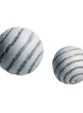 现代极简约软装样板房船形书房树脂表面螺纹白球果盘摆件