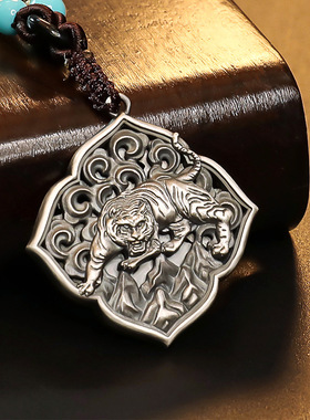 水虎年纯银白虎本命年吊坠藏式风马旗经幡佛像吊牌复古民族男女款