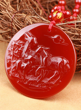 男款生肖羊红玉圆形吊坠本命年玛瑙挂件项链三阳开泰三羊献瑞车挂