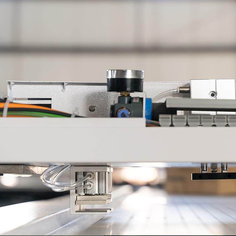 皮革切割机环保不糊边振动刀切割机鞋材箱包下料机皮革裁剪机,淘宝优惠券,粉丝福利购,淘宝优惠卷