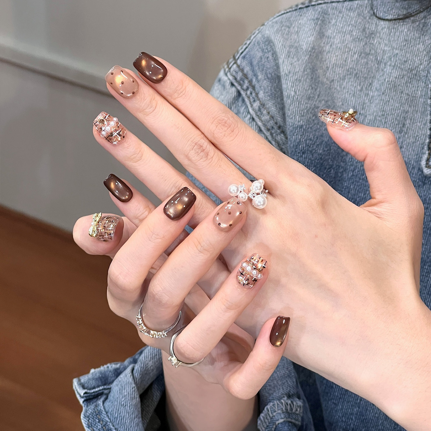 植兔小香风格纹美甲穿戴甲短款高级感美拉德猫眼显白美甲手工指甲,淘宝优惠券,粉丝福利购,淘宝优惠卷