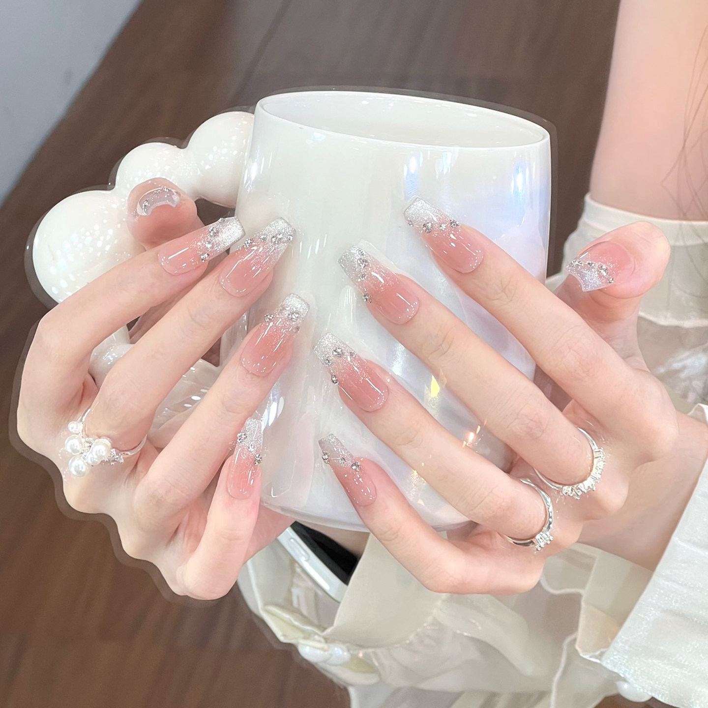 植兔2026新款美甲穿戴甲裸色冰透短款法式碎钻高级感杏仁成品贴片,淘宝优惠券,粉丝福利购,淘宝优惠卷