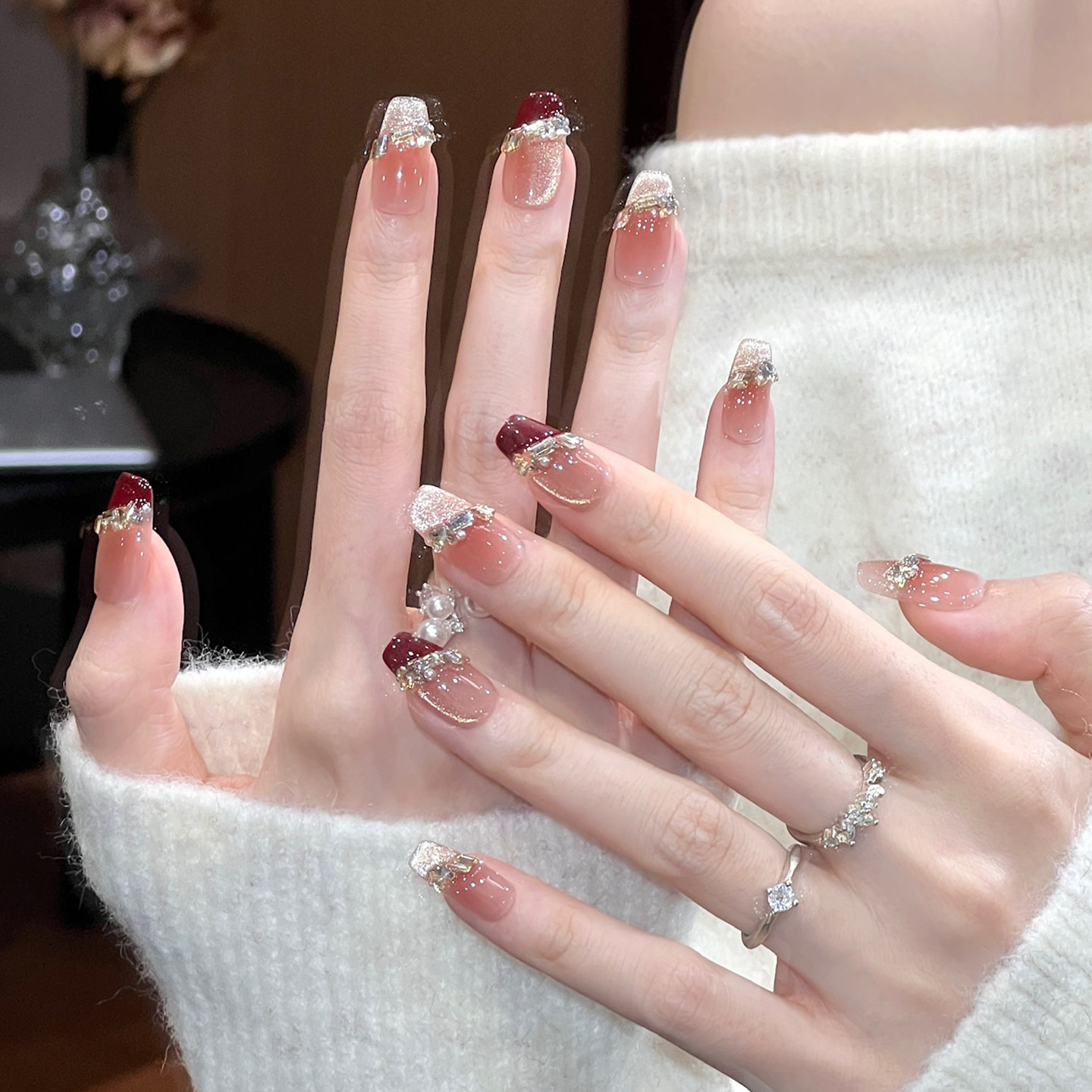 植兔美甲穿戴甲短款高级感焦糖棕色碎钻猫眼显白美甲秋冬氛围贴片,淘宝优惠券,粉丝福利购,淘宝优惠卷