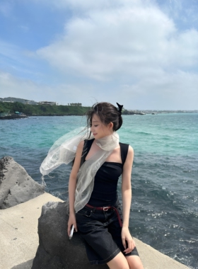 新中式流光褶皱蝉翼丝巾拍照道具