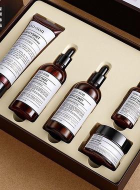 样板房衣帽间化妆品彩妆护肤套装摆件浴室陈列装饰品摄影拍照道具