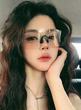 变色骑行女护目登山眼镜日夜两用跑步太阳眼镜户外运动防风男抗UV