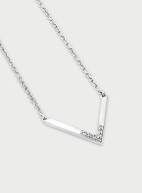 RuedesMille 小众轻奢V字母项链女简约百搭锁骨链礼物GRZ020M2AU