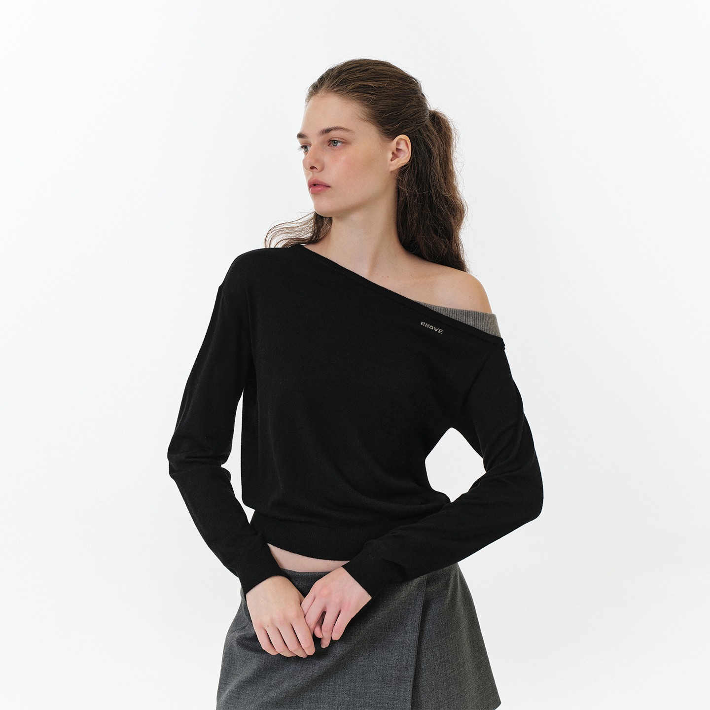 【博主同款】GROVE2025FW秋季新款长袖斜肩套头针织衫女 GF5KN04C - 图0