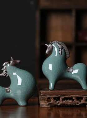 极速陶瓷唐马摆件小号招财客厅玄关酒柜桌面装饰品办公桌生肖马摆