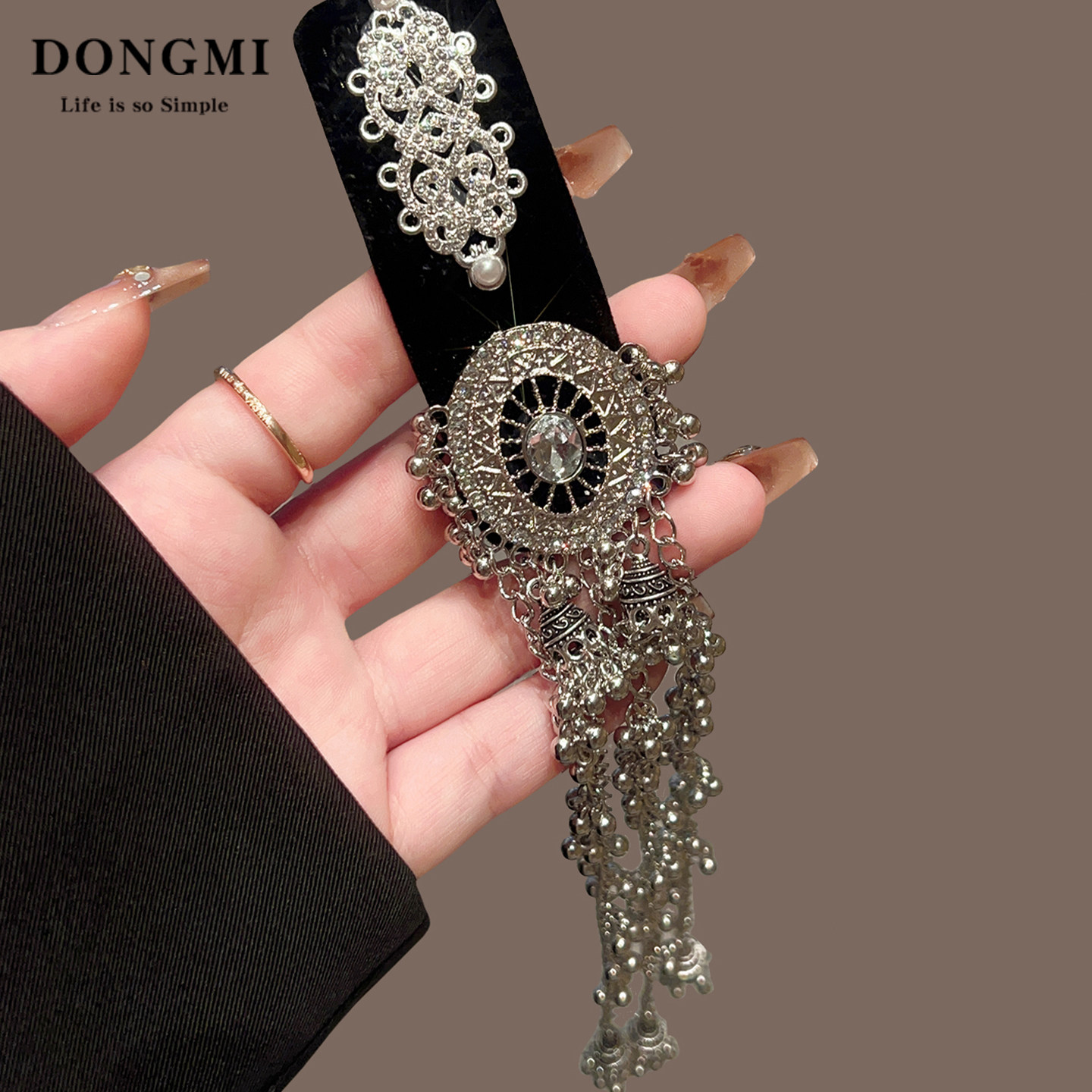 易梦玲同款古风流苏铃铛发夹女2026新款民族风侧边刘海夹高端发饰,淘宝优惠券,粉丝福利购,淘宝优惠卷