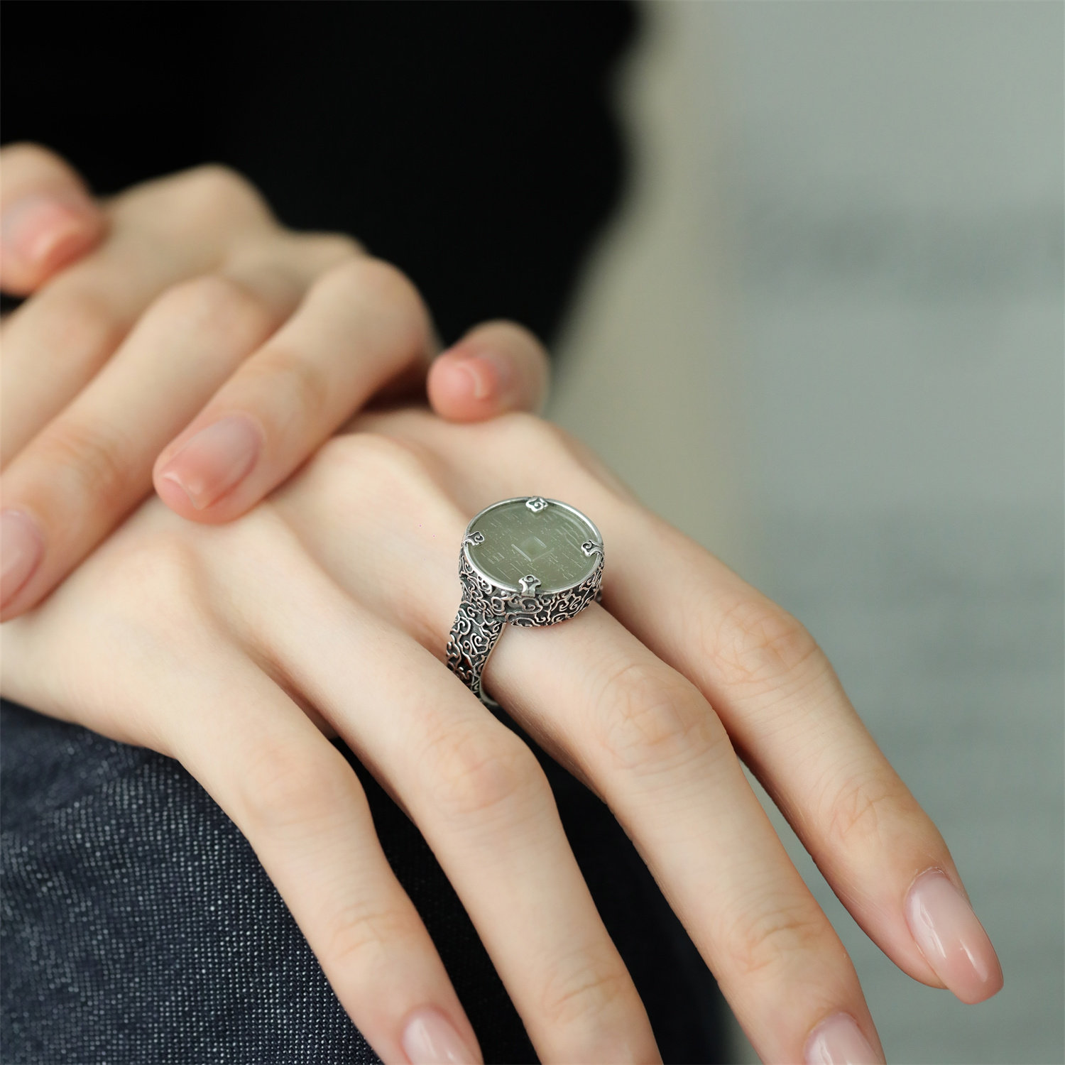 S925 Silver Hotan Jade Mountain Ghost Xiangyun Old Ring 14-16# Wearable New Chinese Style J12711