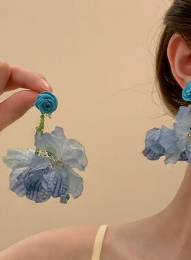 灼烧浪漫森系蓝色玫瑰花朵流苏