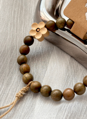 【寄春君】原创新中式8mm绿檀手串黄杨木桃花星月菩提串珠