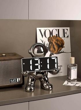 贝汉美创意宇航员闹钟玄关摆件简约现代家居客厅时钟床头柜装饰品