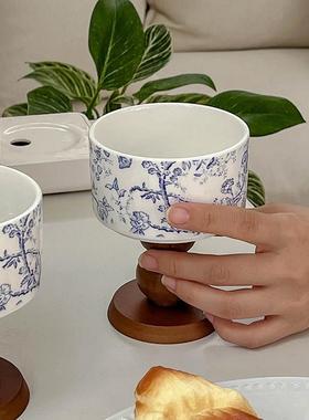 法式青花高脚碗摆件 ins高颜值饰品收纳碗 木质甜品碗拍照装饰道