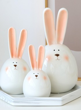兔子轻奢创意陶瓷客厅酒柜电视柜装饰摆件家居饰品北欧办公室桌面