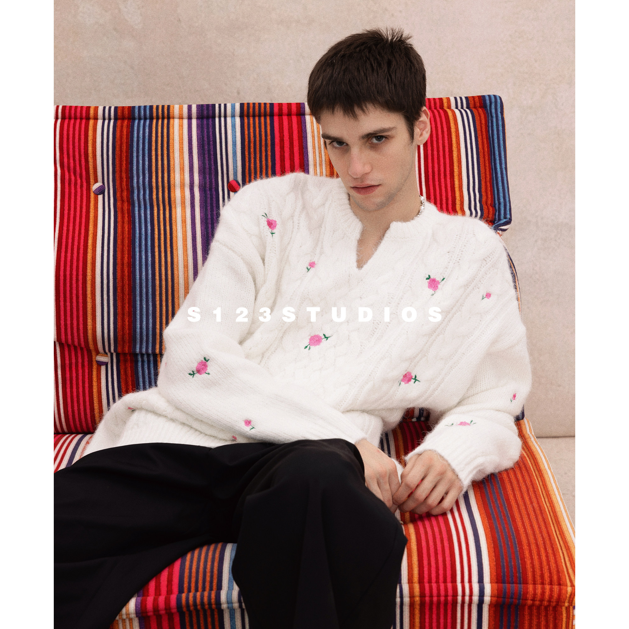 S123 法式田园风麻花刺绣花朵毛衣男女冬季加厚保暖情侣针织衫,淘宝优惠券,粉丝福利购,淘宝优惠卷