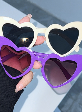 欧美异形爱心太阳镜女士潮流时尚桃心网红同款凹造型墨镜