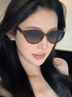 新款猫眼墨镜女网红时尚防紫外线太阳镜潮流街拍防晒太阳眼镜