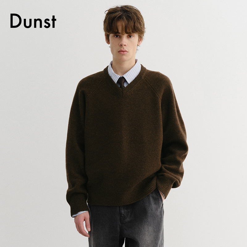 Dunst【白逸帆同款】2025冬季新品毛衣微宽松V领针织衫UDSW5D130 - 图2