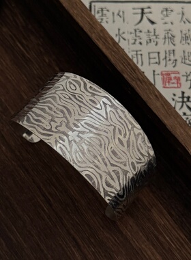 新中式复古苗银枝蔓纹理宽版手镯