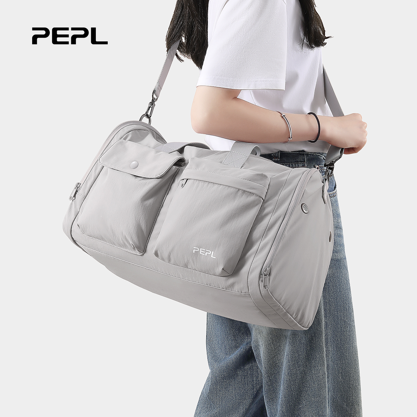 大容量旅行包女手提外出短途旅游可折叠行李袋健身包男可套拉杆箱