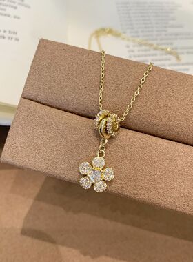 韩式新款铜微镶锆石花项链女时尚通勤气质感百搭轻奢小众日常