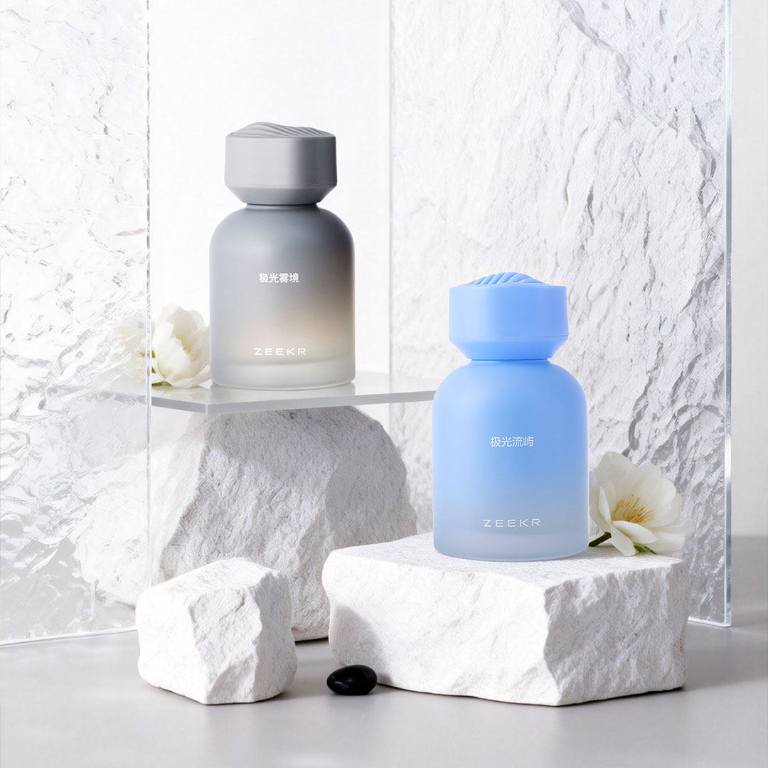 极氪极物 车家两用香氛车载香薰摆件除异味