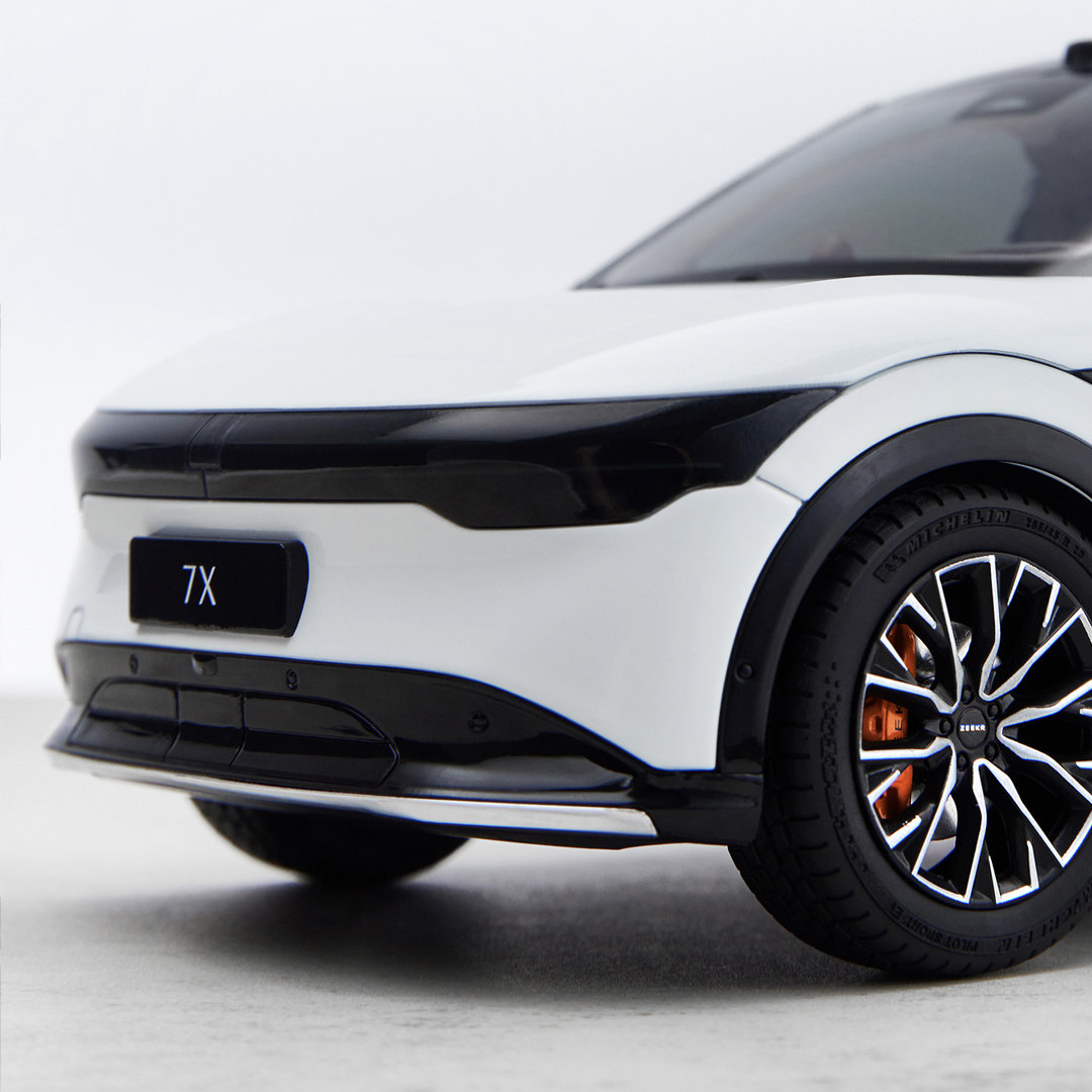 极氪极物ZEEKR 7X全仿真车模1:18摆件模型 儿童玩具收藏