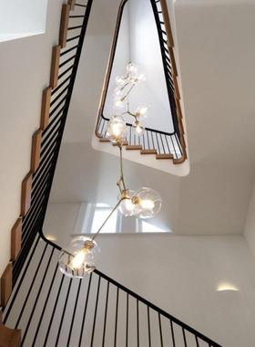 楼梯长吊灯现代简约大气北欧别墅客厅创意个性公寓复式楼灯具