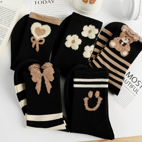 秋冬袜子女中筒袜黑色羽毛纱毛绒小熊蝴蝶结网红韩版长筒MM