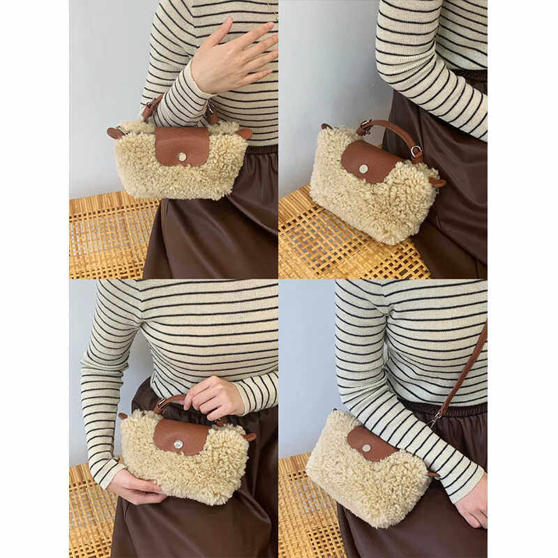 UR高级羊羔毛斜挎包包女2024新款秋冬百搭高级感单肩手提毛毛包 - 图3