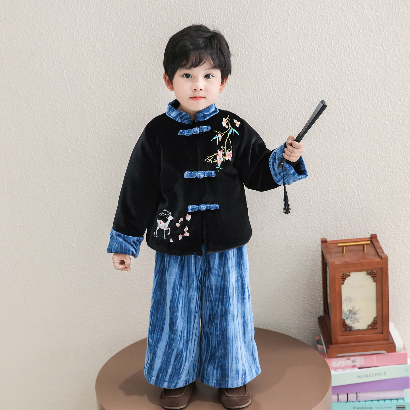 男童加绒汉服冬季中国风女童加厚唐装套装新中式拜年服儿童表演服,淘宝优惠券,粉丝福利购,淘宝优惠卷