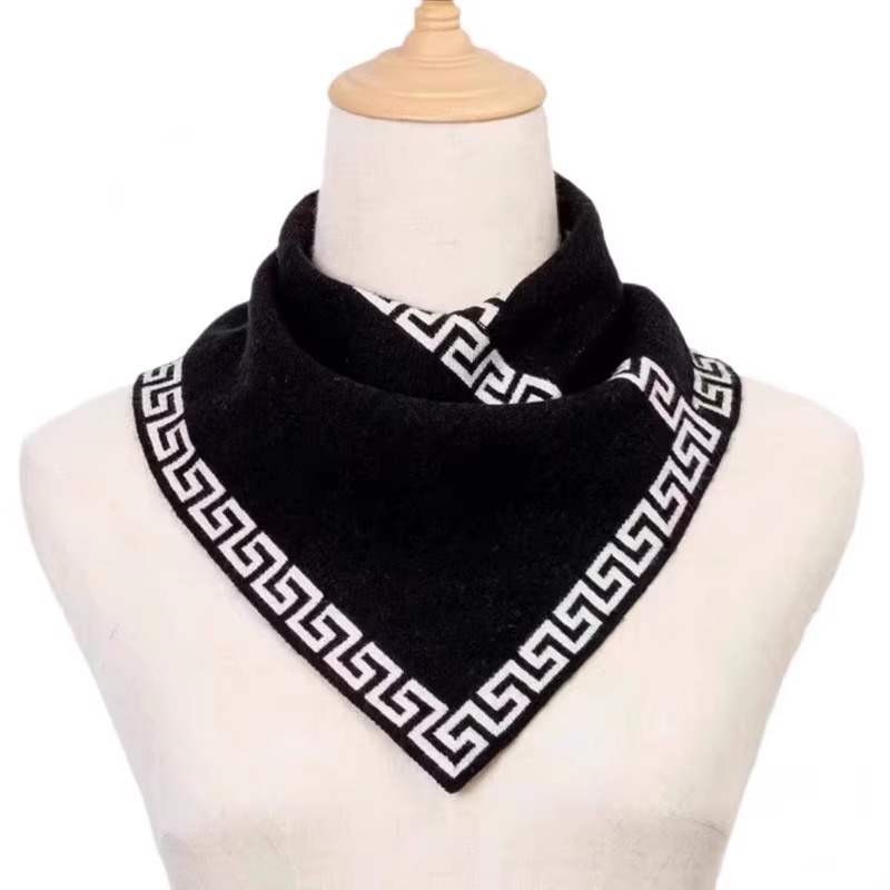 三角围巾围脖女新款时尚绒布秋冬季护颈韩版防寒保暖气质百搭脖套