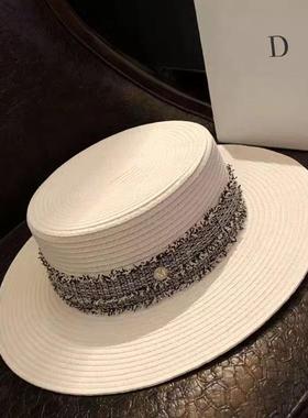 现代样板房衣帽间小香风女士帽子轻奢家居饰品拍摄展示柜陈列道具