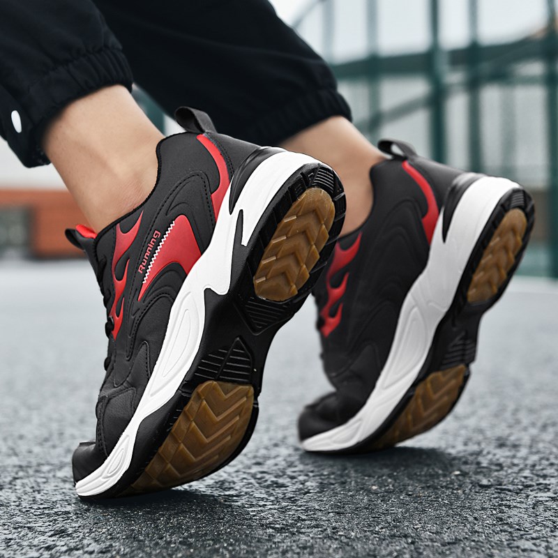 秋冬季特大码男鞋4546脚肥47休闲运动鞋加厚特大48码加宽加绒棉鞋 - 图1