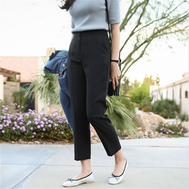 Black nine-point suit trousers for women in spring, summer, autumn and winter, small feet, high waist, straight professional shorts, casual cigarette pants