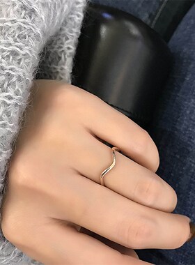 大码戒指女胖MM欧美简约几v何波浪粗手胖人小众设计食指指环尾戒