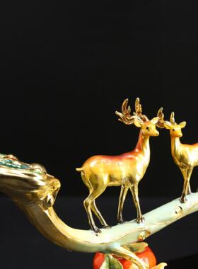 珐琅彩轻奢如意鹿摆件